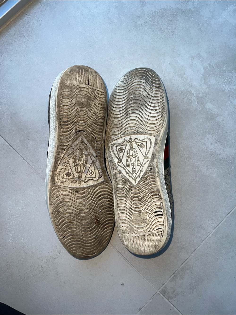 Gucci Mens Sneakers - Picture 8 of 8